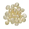 Blanding av 30 stk. ferskvannsperler som er ca. 5 mm lange, 3–4 mm brede og 4 mm tykke