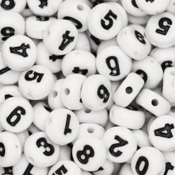 Hvite tallperler 0–9 – 150 stk. Svarte tall