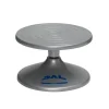 Kavalett Ø17 cm med avtakbar plate, laget av aluminium. Høyde 10,8 cm. Vekt 765 gram
