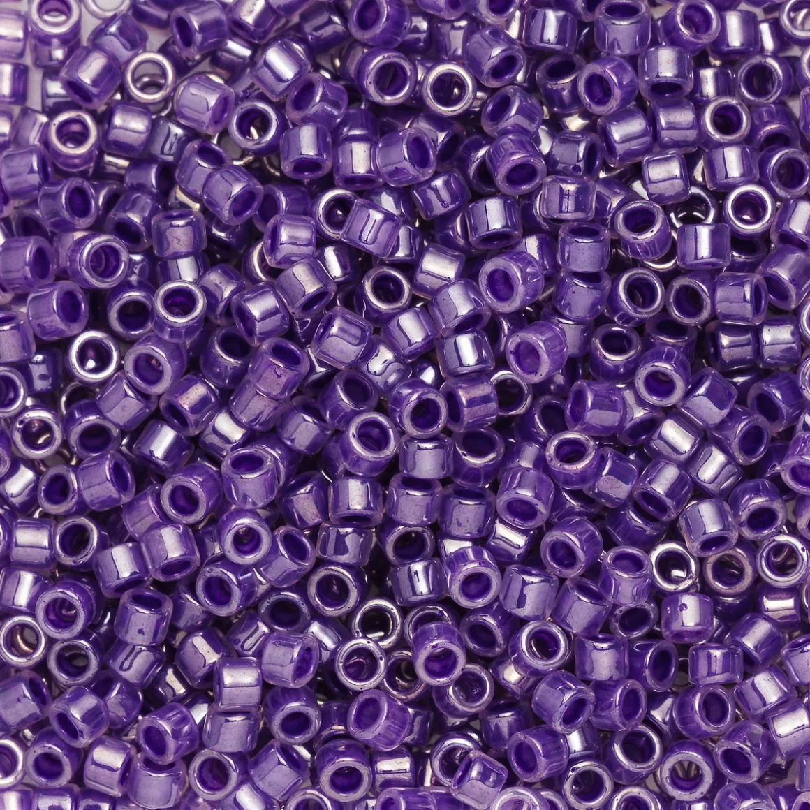 TOHO-perler 11/0 – lavendel, 922 Ceylon gladiola